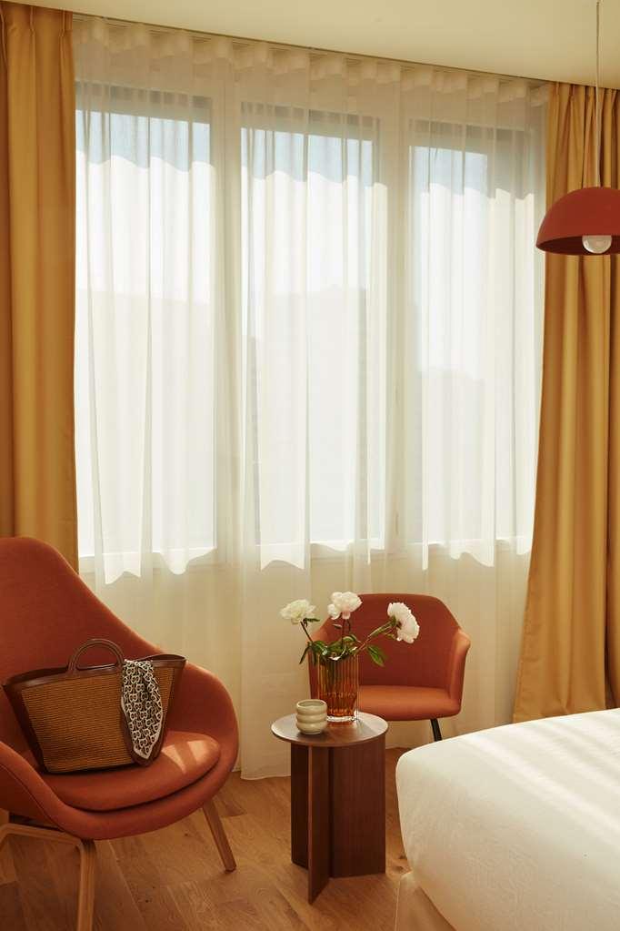 Okko Hotels Paris Rosa Parks Room photo